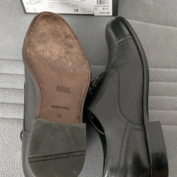 BOSS ITALIAN-MADE LEATHER  BRODERS. BLACK SHOES - Picture 6 of 12